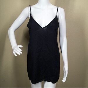 V-Neck Tank (C10) 